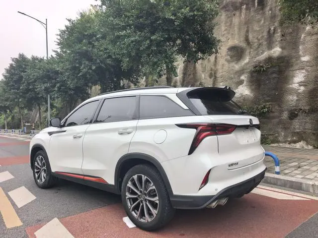 Changan Changan CS75 PLUS 2.0T automatic pilot type