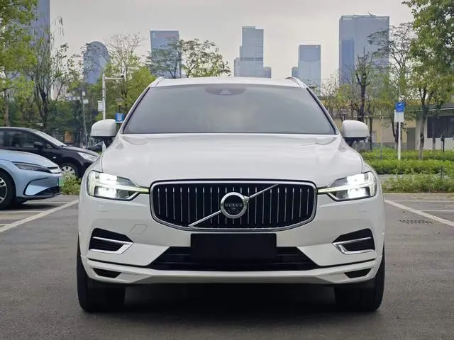 Volvo Volvo XC60 PHEV T8 E-drive Hybrid Zhizun Deluxe Edition Country V
