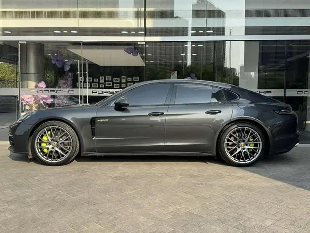 Porsche Panamera E-Hybrid Panamera 4 E-Hybrid 2.9T