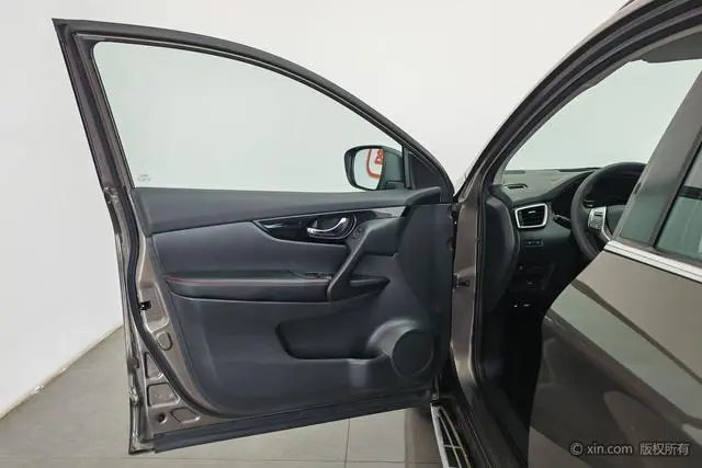 Nissan Qashqai 2.0L CVT Elite Edition