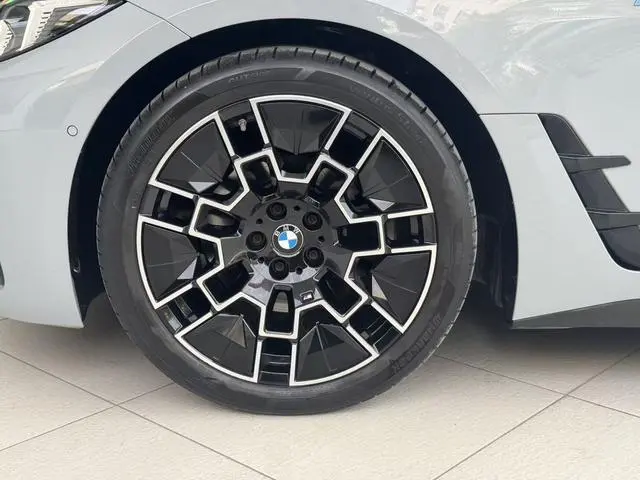 BMW BMW 4 Series 430i Gran Coupe M Sports Yao Ye Suit