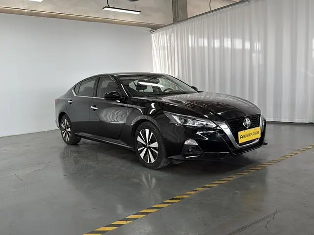 Nissan Teana 2.0 L XL Upper Smart Travel Edition
