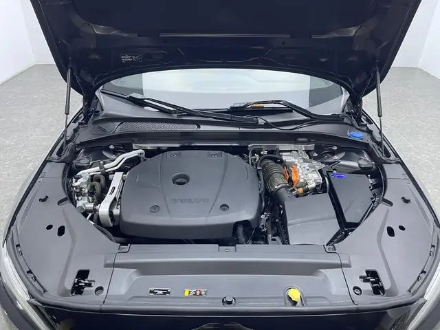 Volvo Volvo S90 PHEV T8 E-drive Hybrid Zhiyi Deluxe Edition