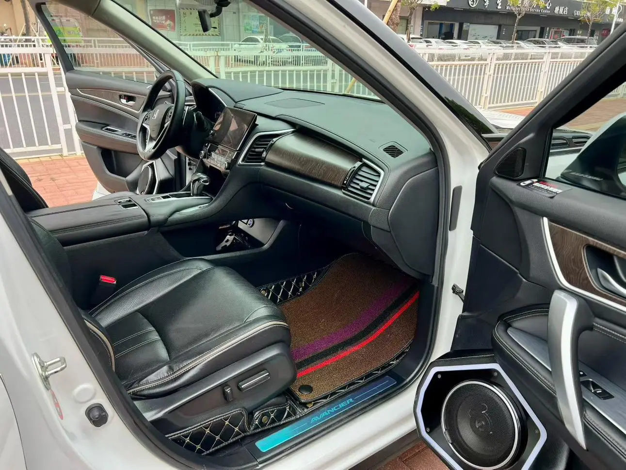 Honda Crown Road 240 TURBO CVT Smart Edition