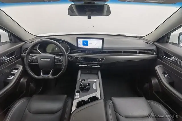 Dongnan Southeast DX8S 1.5T DCT Chief Edition 5 Seats
