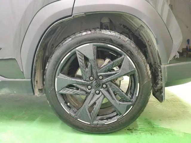 Geely Galaxy Galaxy L7 1.5T DHT 115km Starship