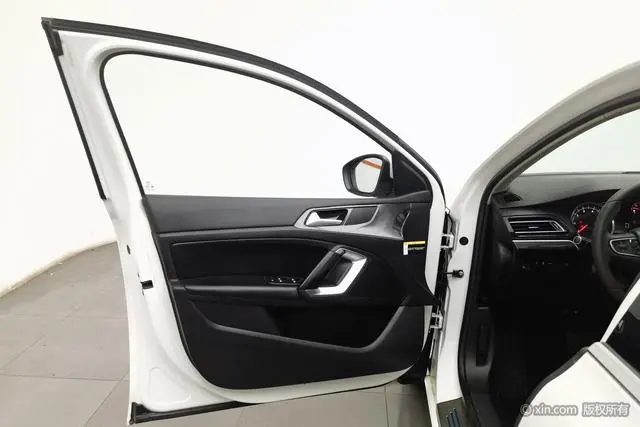 Peugeot Peugeot 408 1.6T Automatic Deluxe Edition