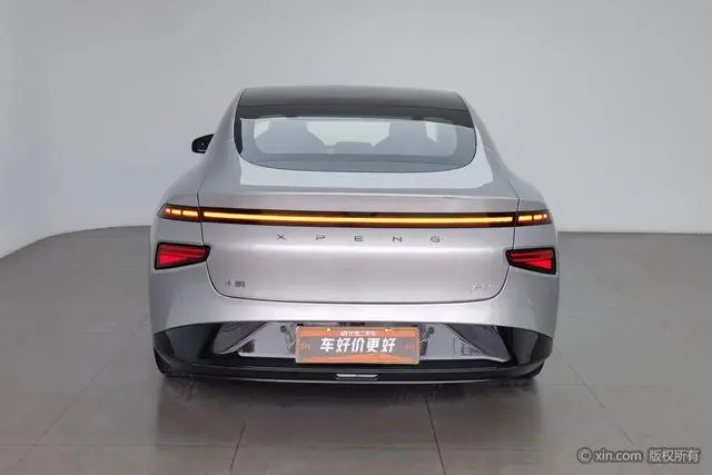 Xpeng Xiaopeng P7 670E