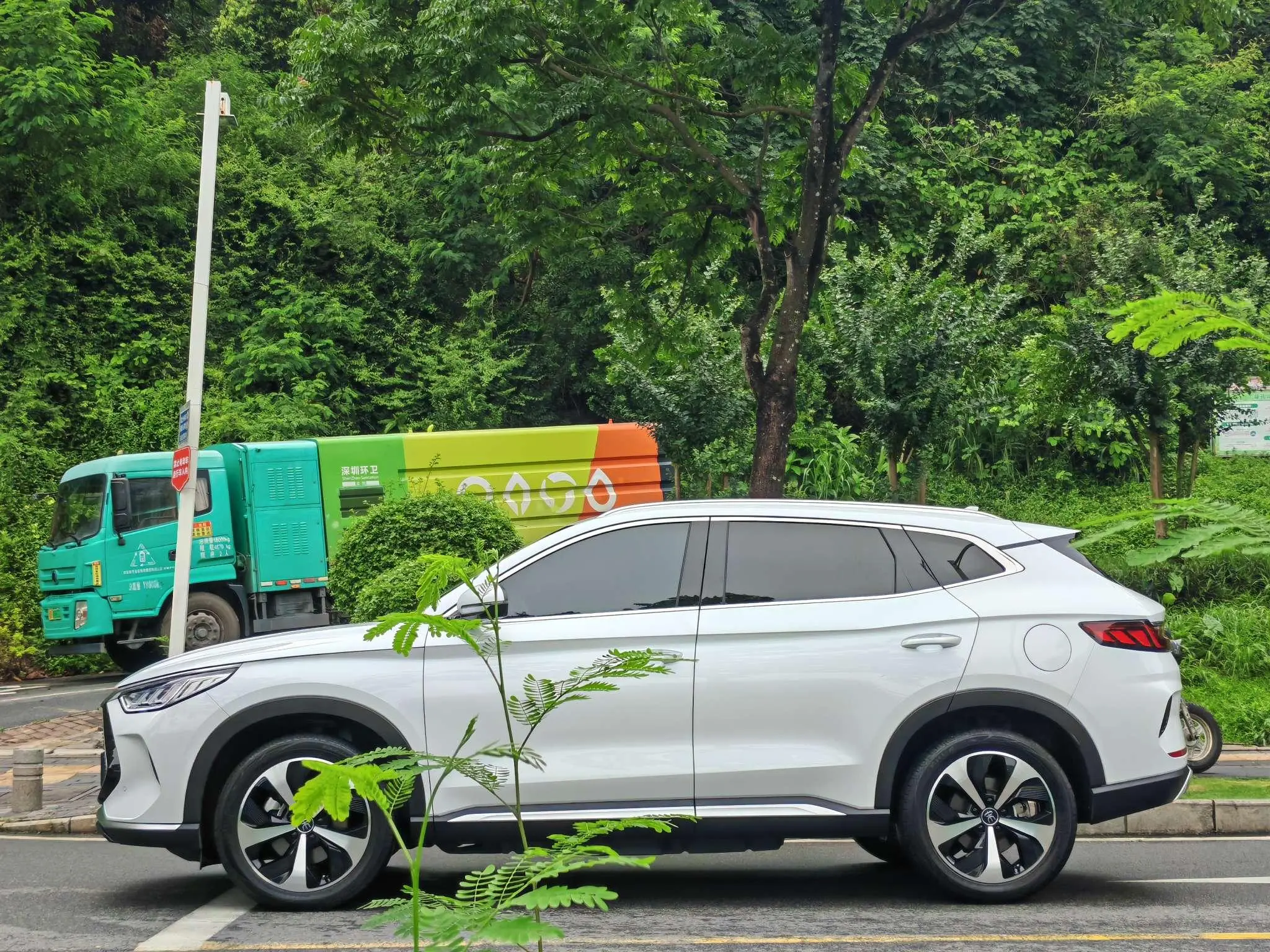 BYD Song PLUS DM DM-i 110KM two-wheel drive flagship PLUS