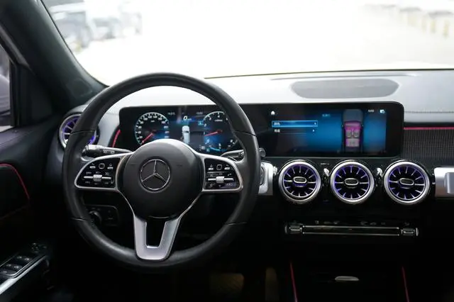 Mercedes-Benz Mercedes-Benz GLB GLB 200 dynamic type