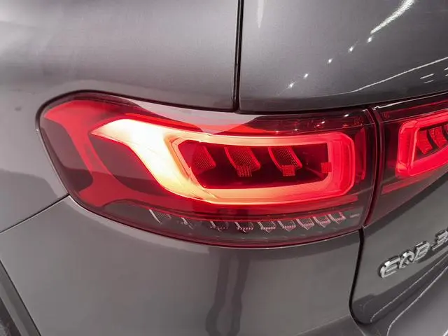 Mercedes-Benz Mercedes-Benz EQB EQB 350 4MATIC First Special Edition