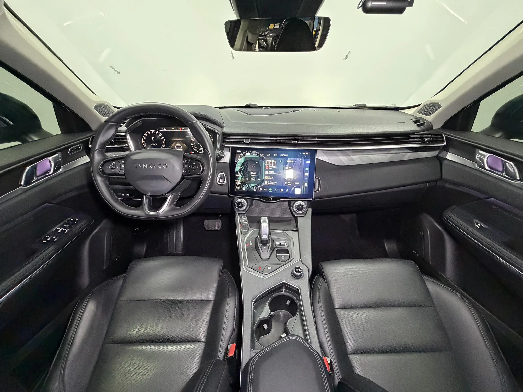 LYNK & CO Lynk 01 2.0TD two-wheel drive Pro