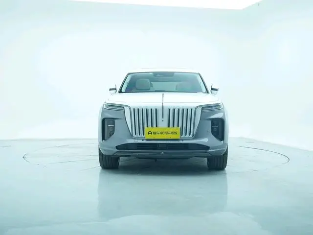 Hongqi Hongqi E-HS9 Facelift 660km flag collar version four-seater