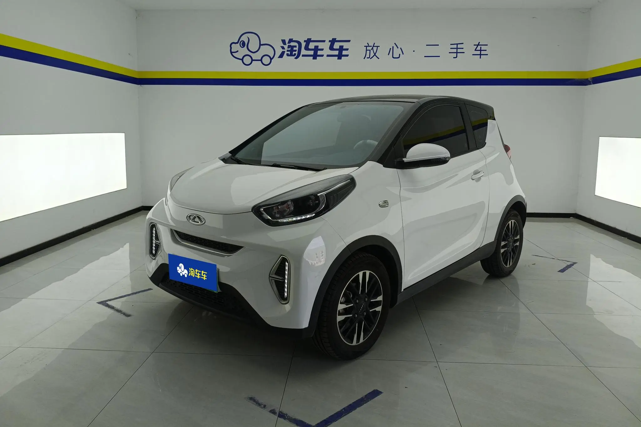 Chery Fulwin Little ant Sweet powder semi-sugar version ternary lithium 28.8 kWh 30kW 301km