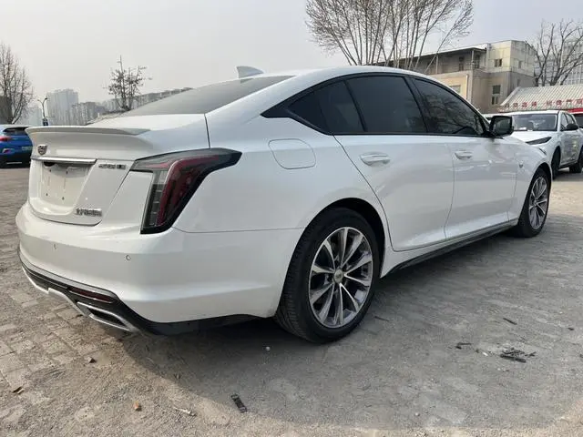 Cadillac Cadillac CT5 28T platinum type