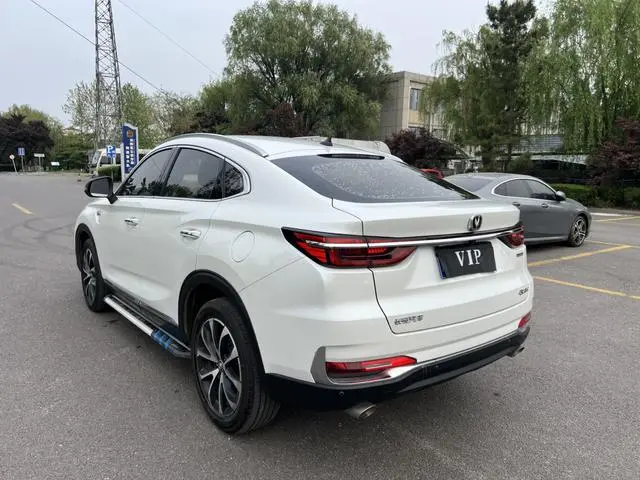 Changan Changan CS85 COUPE 1.5T dynamic version