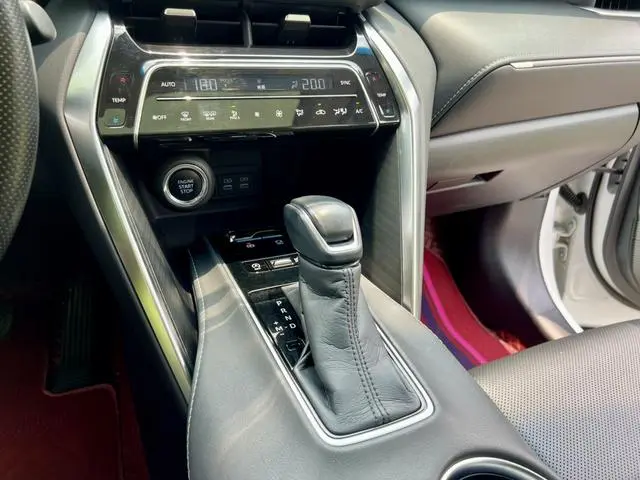 TOYOTA Ling Fang HARRIER 2.0L CVT two-wheel drive exclusive edition