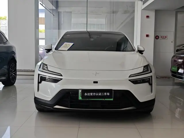 Polestar Polestar 4 Single motor standard battery life PLUS dual star connected version