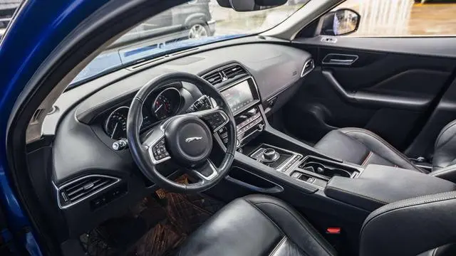 Jaguar Jaguar F-PACE 2.0T four-wheel drive Urban Exclusive Edition
