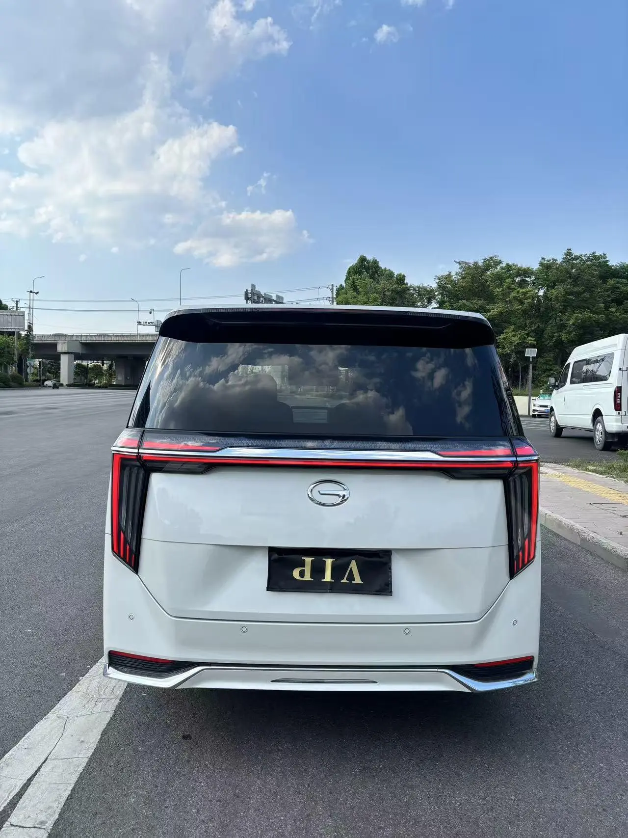 GAC Trumpchi M8 Master Series 2.0 TGDI Premium Edition