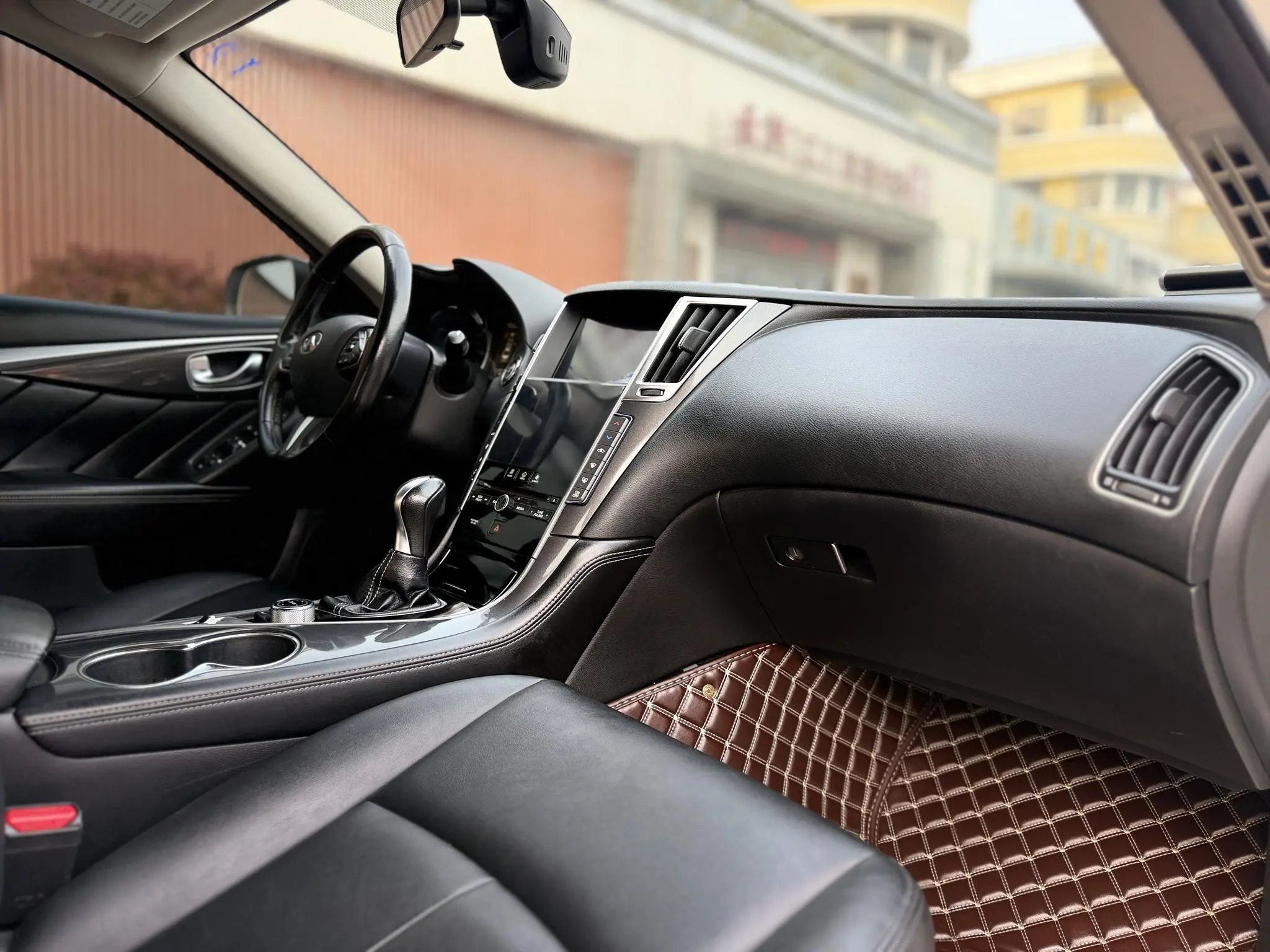 Infiniti Infiniti Q50L 2.0T Comfort Edition
