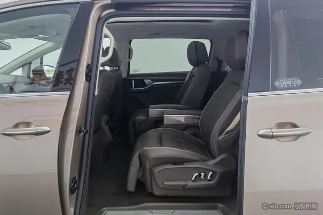 Volkswagen Weiran 380TSI Premium Edition