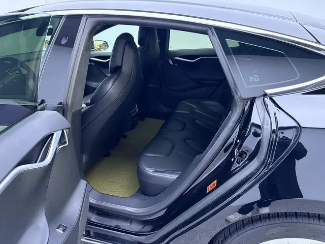 Tesla Model S 60