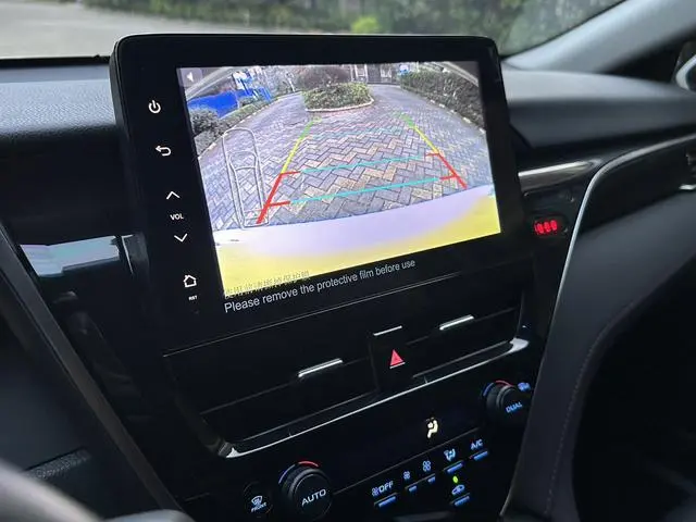 TOYOTA Camry 2.0G Deluxe Edition