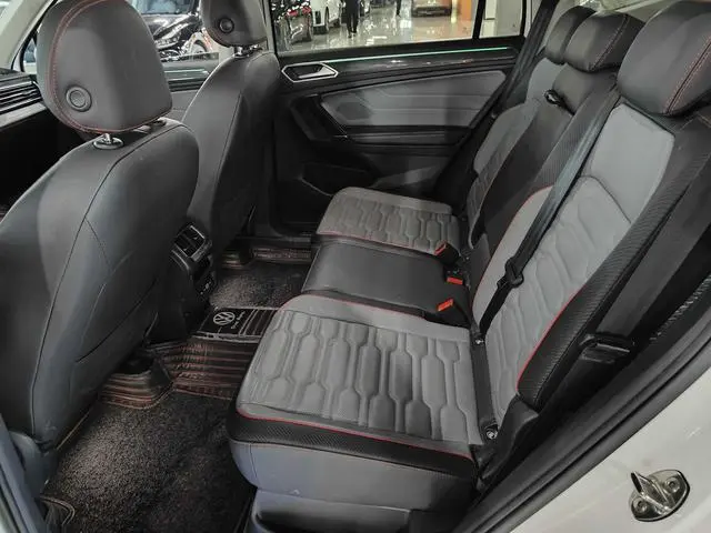 Volkswagen Tiguan L PHEV 430PHEV plug-in hybrid Ultimate Edition