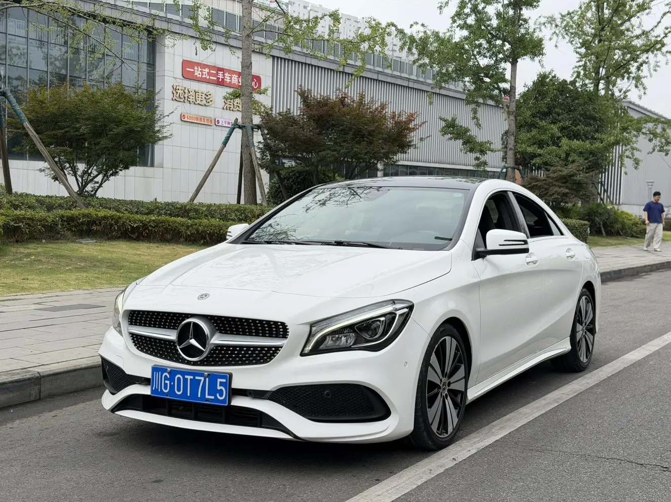 Mercedes-Benz Mercedes-Benz CLA CLA 200 fashion type