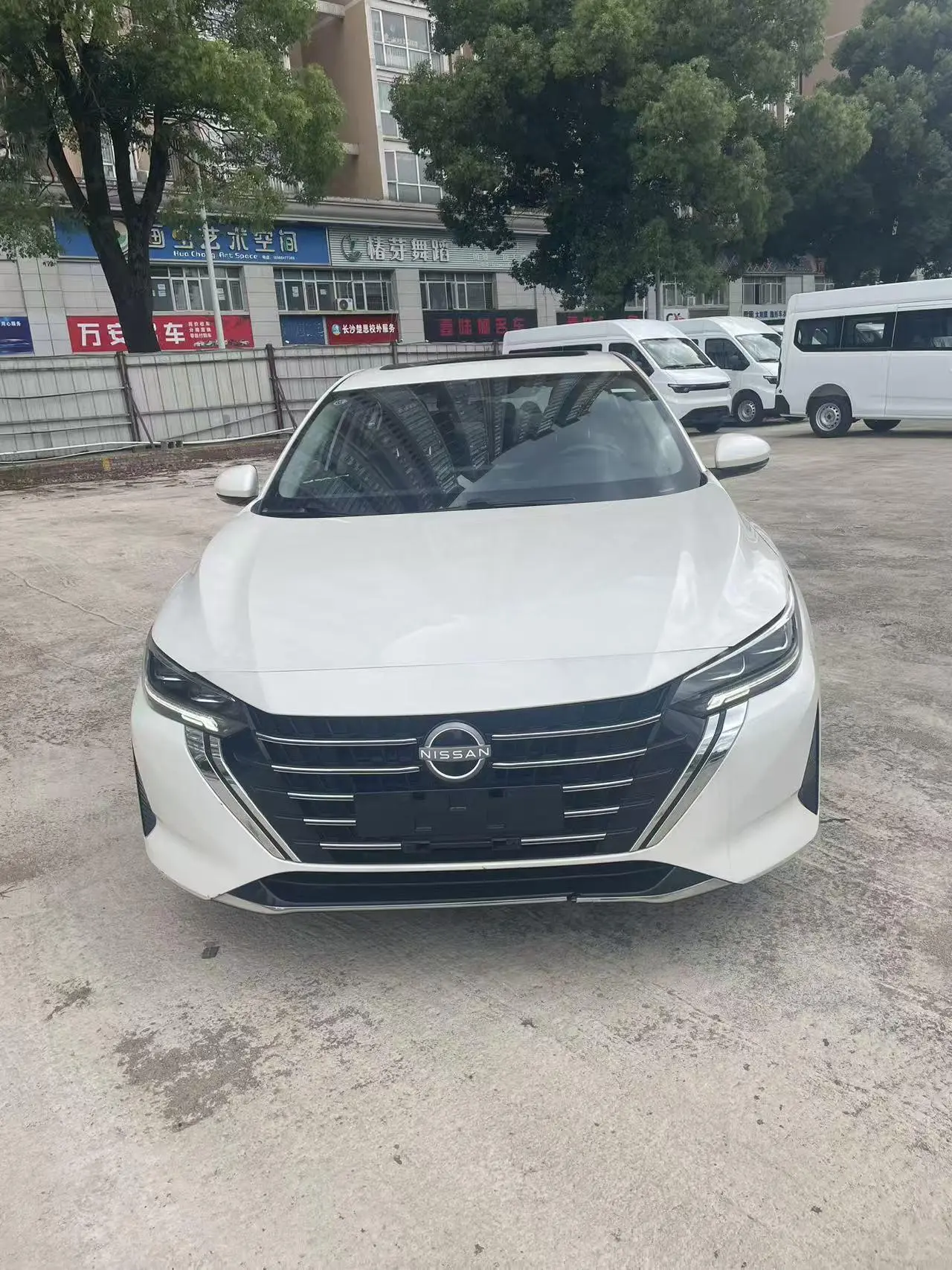 Nissan Xuan Yi 1.6L CVT Enjoy Edition