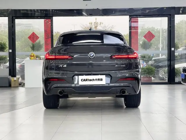 BMW BMW X4 xDrive25i M Sports Yao Ye Suit