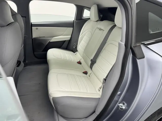 Dongfeng eπ eπ007 Pure electric 540 four-wheel drive Max version