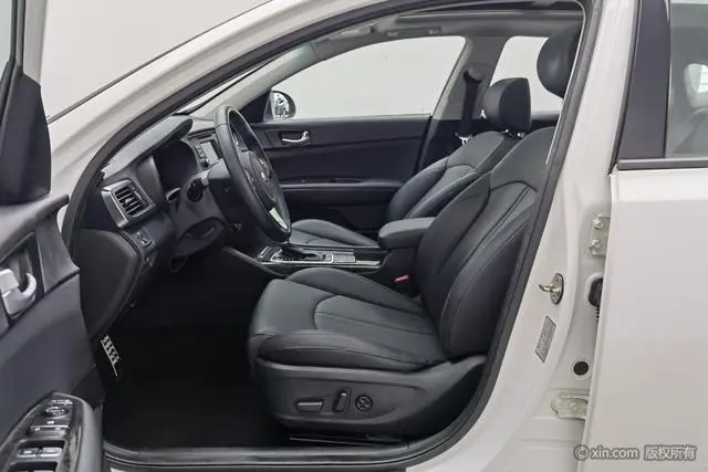 Kia Kia K5 2.0L automatic LUX