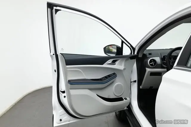 BYD Yuan Pro 401KM luxury