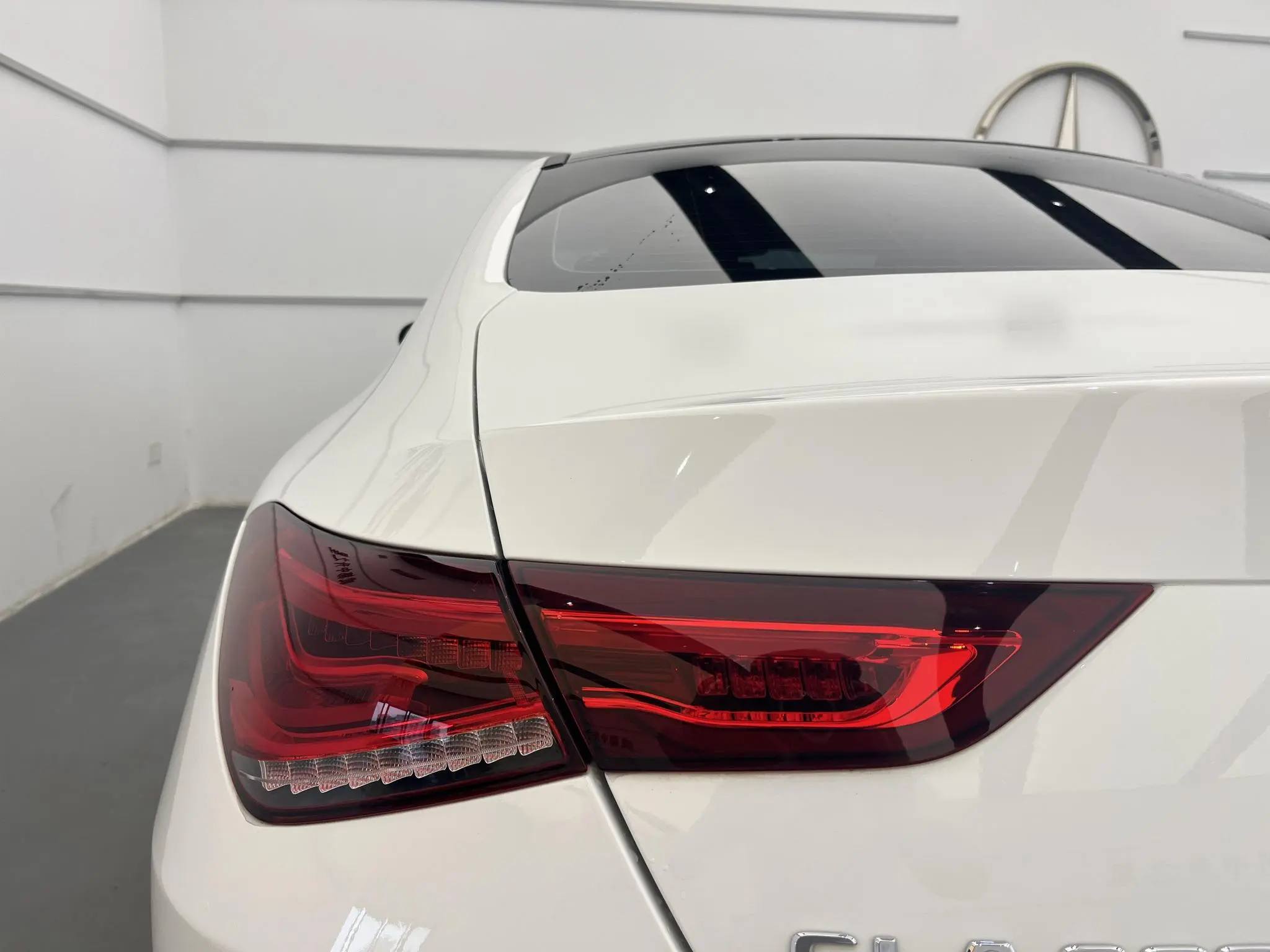 Mercedes-Benz Mercedes-Benz CLA CLA 200 four-door coupe