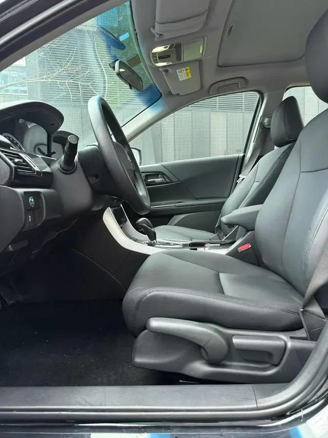 Honda Accord 2.0L Comfort Version