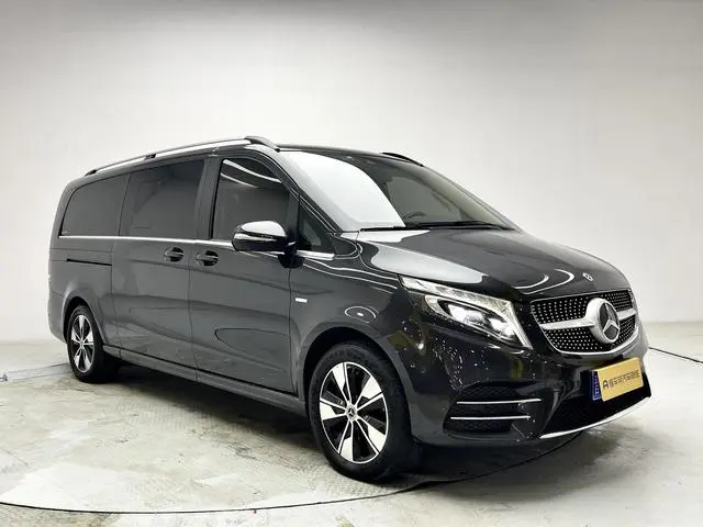 Mercedes-Benz Mercedes-Benz V-class V 260 L Long wheelbase Deluxe Edition