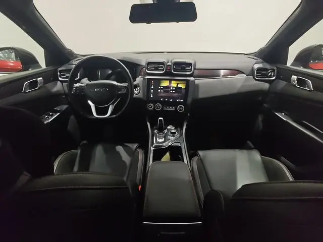 LYNK & CO Lynk 03 2.0 TD Automatic Version