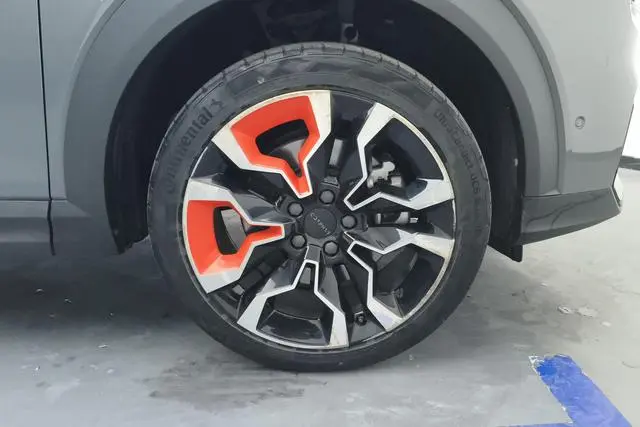 LYNK & CO Lynk 06 1.5T Yao Halo