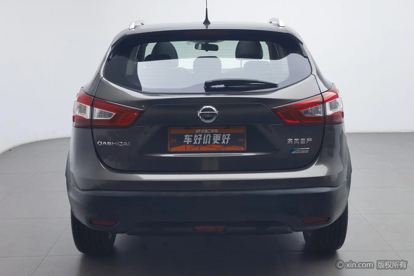 Nissan Qashqai 2.0L CVT Deluxe Edition