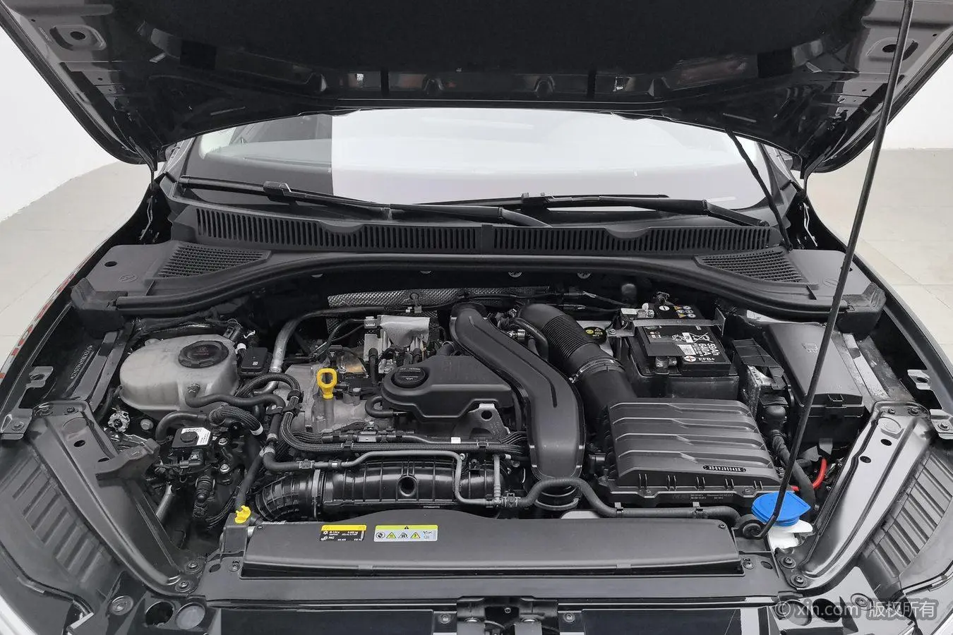 Volkswagen Sagitar 300TSI DSG Beyond Edition
