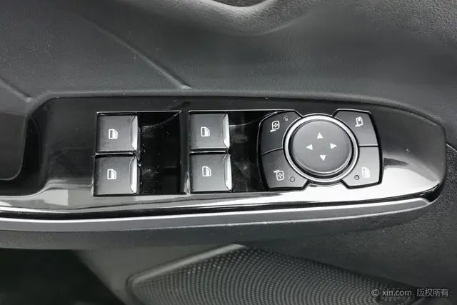 Ford Ruiji EcoBoost 245 four-wheel drive Jiaxiang model