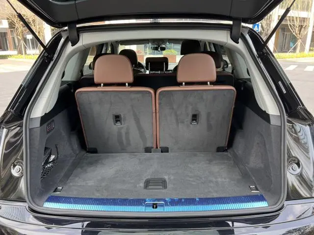 Audi Audi Q7 45 TFSI S line sporty