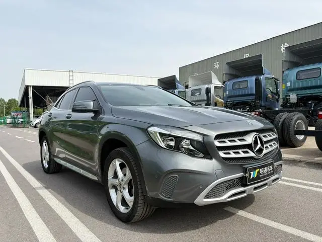 Mercedes-Benz Mercedes-Benz GLA GLA 200 dynamic type