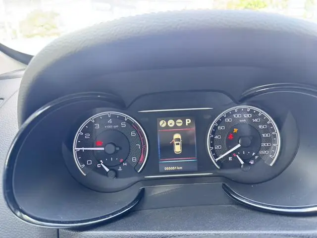 Dongfeng Fengshen Dongfeng Fengshen AX7 2.0L automatic Zhiyi type