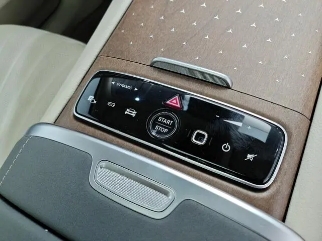 Mercedes-Benz Mercedes-Benz EQS SUV EQS 450 4MATIC Deluxe Edition
