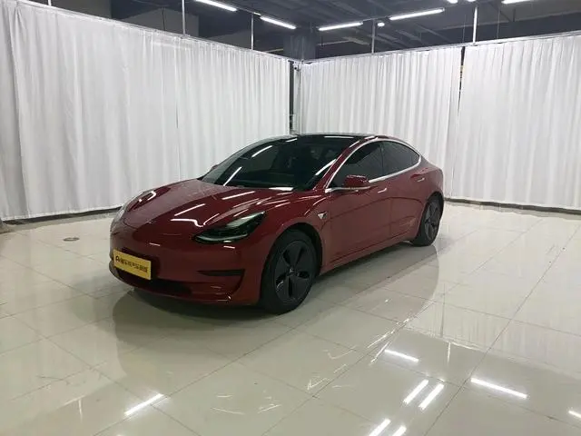 Tesla Model 3 Upgraded version of standard battery life rear drive