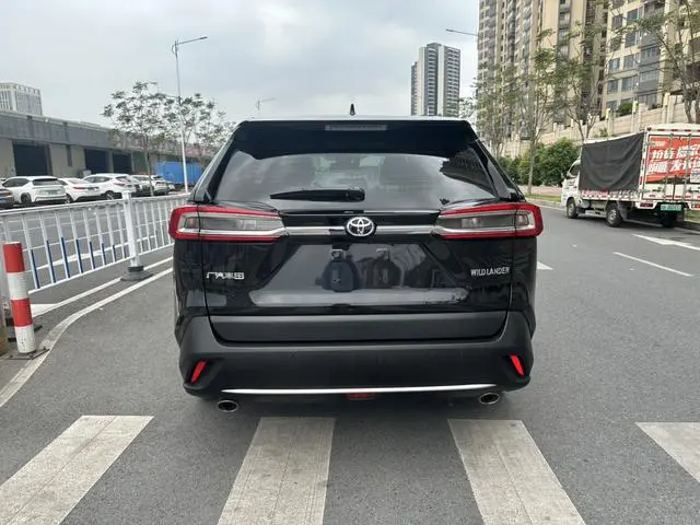 TOYOTA Wilanda 2.0L two-wheel drive luxury PLUS edition