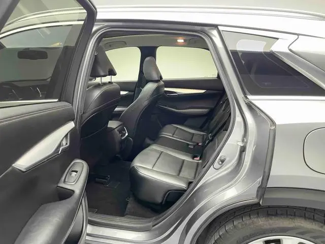 Infiniti Infiniti QX50 2.0T two-wheel drive fashion version